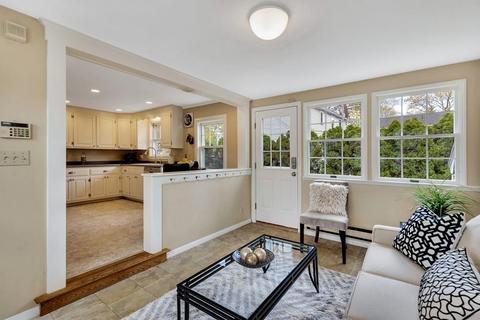 137 Hoover Rd, Needham, MA 02494 photo 14