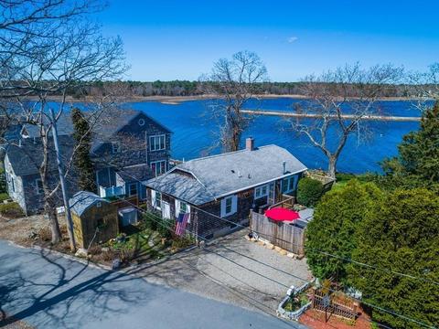 3 Cedar Island Rd, Wareham, MA 02571 photo 1