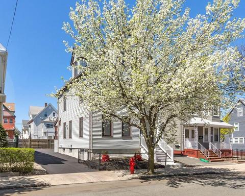 56 Walnut St, Everett, MA 02149 photo 2