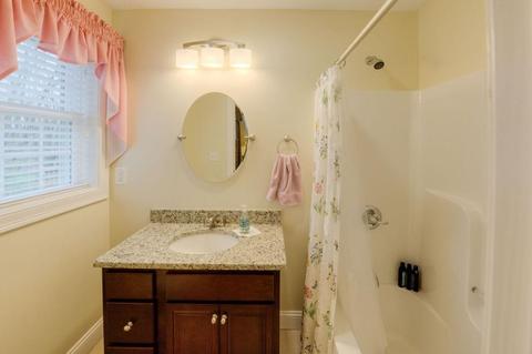 19 Arbutus St, Worcester, MA 01604 photo 23