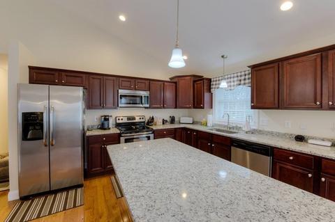 19 Arbutus St, Worcester, MA 01604 photo 14