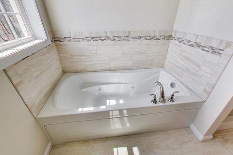 30 Exeter Rd, Hudson, MA 01749 photo 16