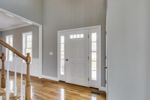 30 Exeter Rd, Hudson, MA 01749 photo 5