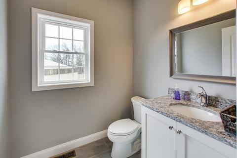 30 Exeter Rd, Hudson, MA 01749 photo 12