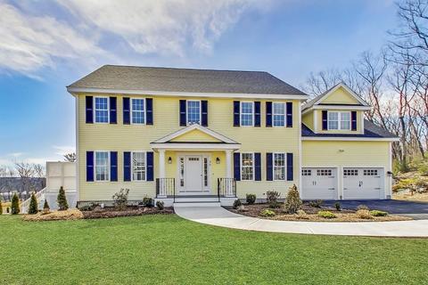 30 Exeter Rd, Hudson, MA 01749 photo 2