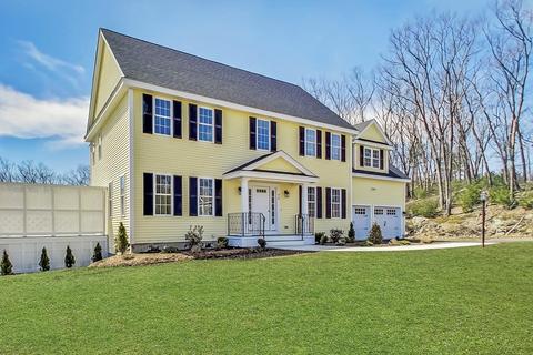 30 Exeter Rd, Hudson, MA 01749 photo 1