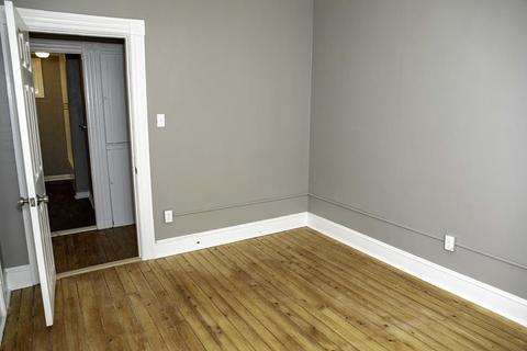 762 Globe St, Fall River, MA 02724 photo 12