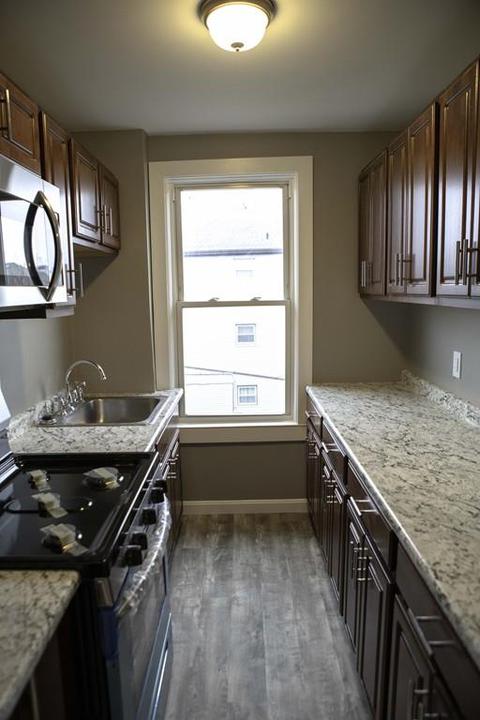 762 Globe St, Fall River, MA 02724 photo 17