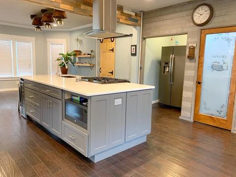 56 Waverly St, Springfield, MA 01107 photo 5