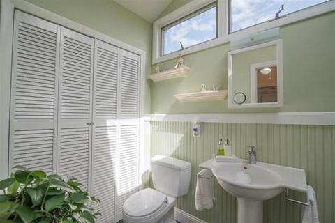 6 Gentian Rd, Hampton, NH 03842 photo 12