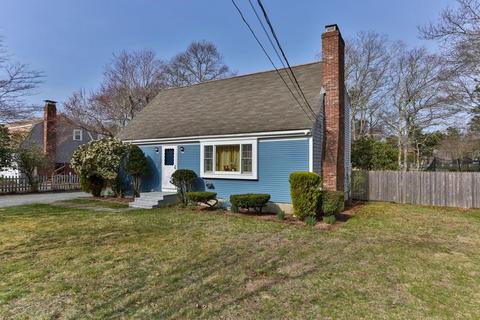 9 Arrowhead Dr, Hyannis, MA 02601 photo 1