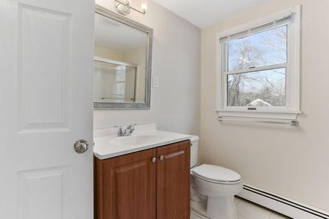 9 Arrowhead Dr, Hyannis, MA 02601 photo 16