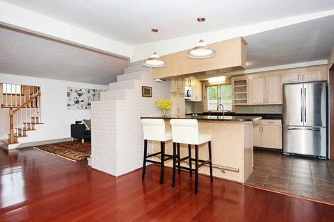 36 Colgate Rd, Beverly, MA 01915 photo 3
