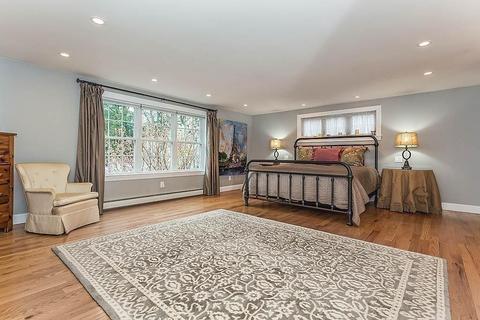 96 Red Gate Ln, Reading, MA 01867 photo 13