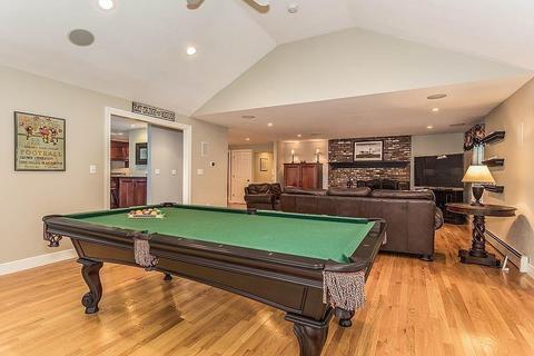 96 Red Gate Ln, Reading, MA 01867 photo 10