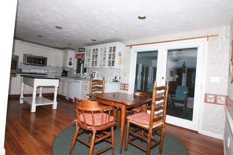 602 Maple St, Mansfield, MA 02048 photo 11