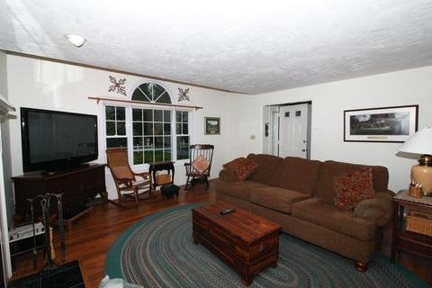 602 Maple St, Mansfield, MA 02048 photo 6