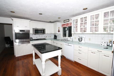 602 Maple St, Mansfield, MA 02048 photo 8