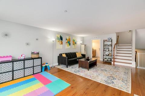 34 Webster St #3, Needham, MA 02494 photo 7