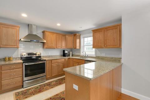 34 Webster St #3, Needham, MA 02494 photo 10