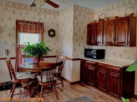 89 Fairfield St, Springfield, MA 01108 photo 9