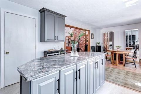 4 Rona Ln, Franklin, MA 02038 photo 10