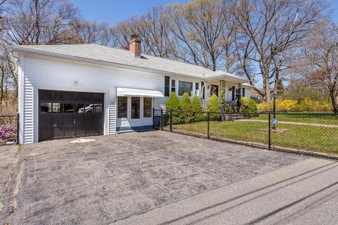 35 Leonard St, Dedham, MA 02026 photo 3