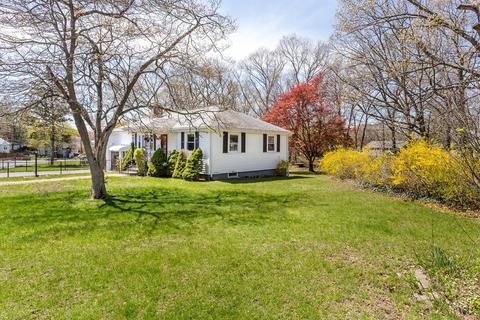 35 Leonard St, Dedham, MA 02026 photo 4
