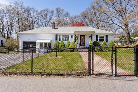 35 Leonard St, Dedham, MA 02026 photo 2