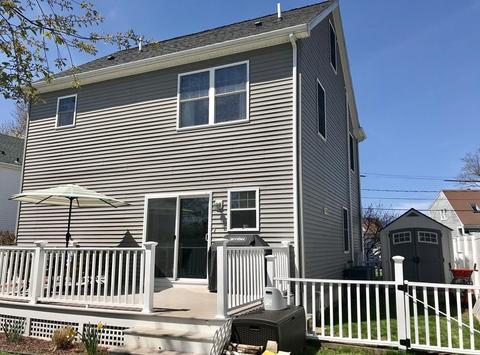 21 Riverside St, Danvers, MA 01923 photo 2