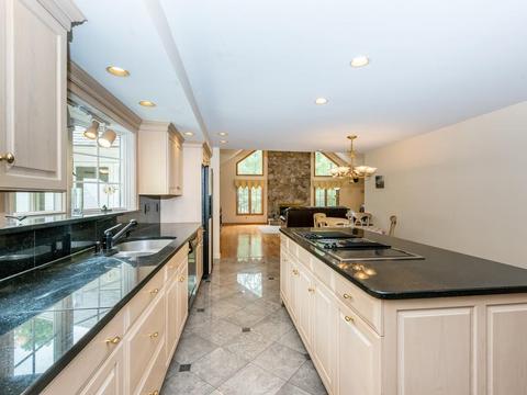 52 Crestview Rd, Milton, MA 02186 photo 10