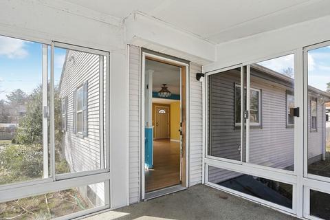 31 Forest Dr, Mashpee, MA 02649 photo 9