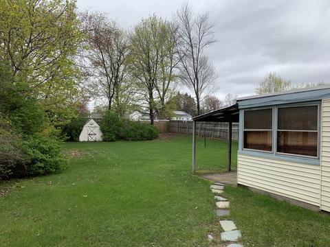 152 Vincent St, Springfield, MA 01129 photo 3