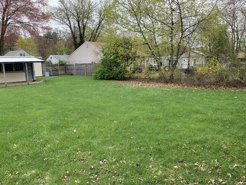 152 Vincent St, Springfield, MA 01129 photo 6