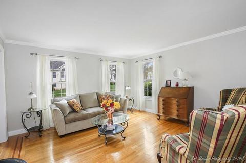 2 Castlegate Rd, Amesbury, MA 01913 photo 9