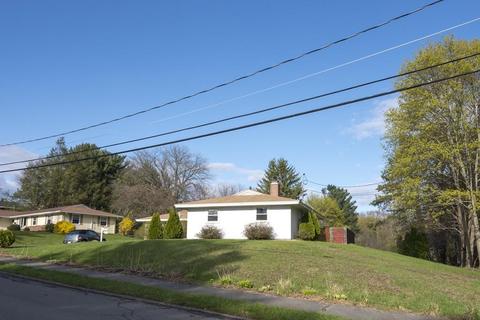 1 Rogers Rd, Danvers, MA 01923 photo 4