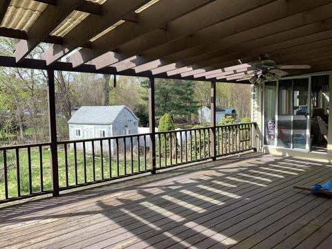 32 Cross St, Reading, MA 01867 photo 3