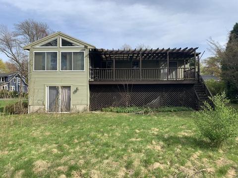 32 Cross St, Reading, MA 01867 photo 4