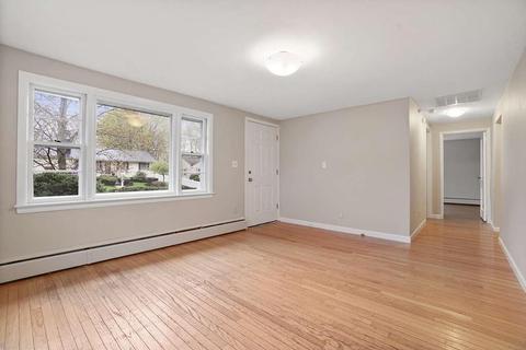 51 Coolidge Rd, Walpole, MA 02081 photo 7