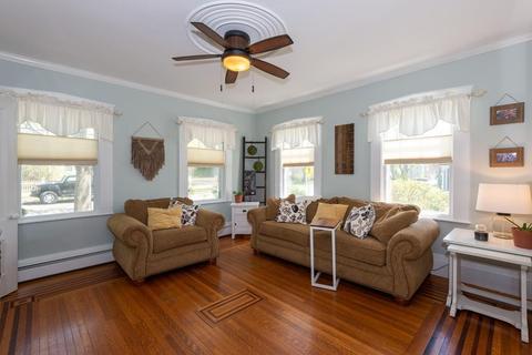 74 Centre St, Danvers, MA 01923 photo 7