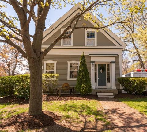 74 Centre St, Danvers, MA 01923 photo 4