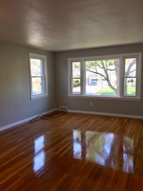 57 Middlebrook Dr, Springfield, MA 01129 photo 9