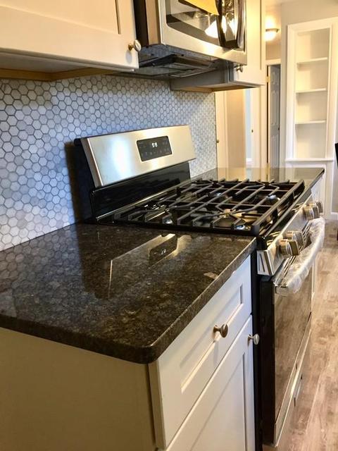 57 Middlebrook Dr, Springfield, MA 01129 photo 4