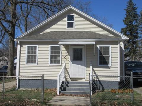 92 Barber St, Springfield, MA 01109 photo 1
