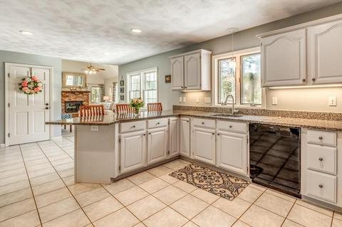 36 Rice Rd, Reading, MA 01867 photo 6