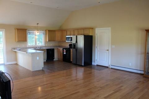 157 Old Coldbrook Rd, Barre, MA 01005 photo 4