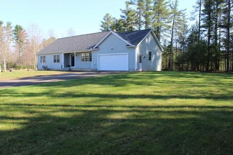 157 Old Coldbrook Rd, Barre, MA 01005 photo 2