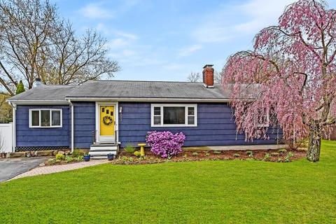 323 Great Rd, Maynard, MA 01754 photo 1