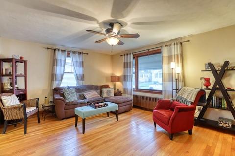 65 Norman St, Springfield, MA 01104 photo 4
