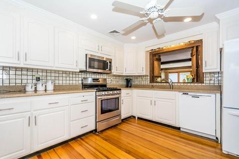 167 Summer Ave, Reading, MA 01867 photo 11